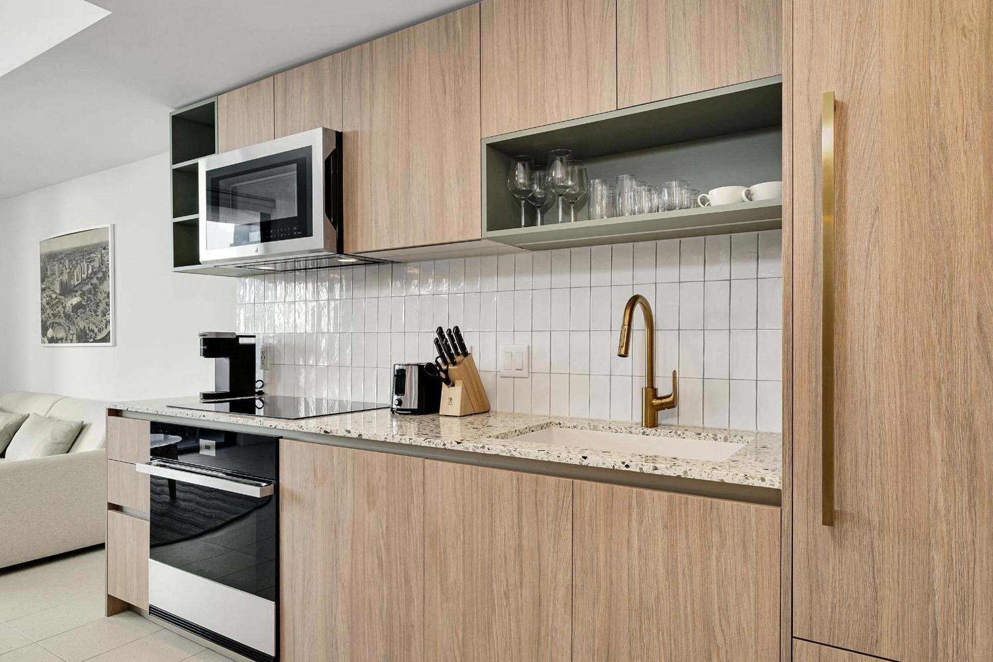Luxury 1 Bedroom And Comfort Steps From The Kaysea Center & Port -daily Fee And Parking Not Included Apartamento Miami